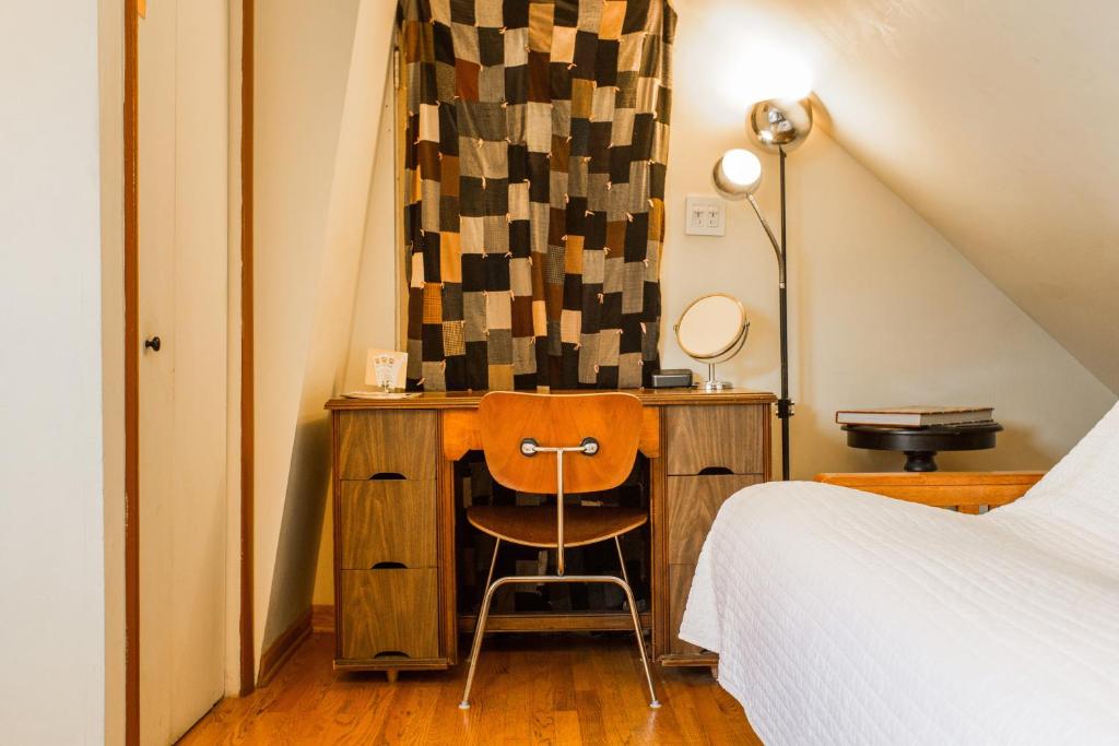 Photo from Ray's Bucktown Bed and Breakfast in Chicago, Illinois, United States