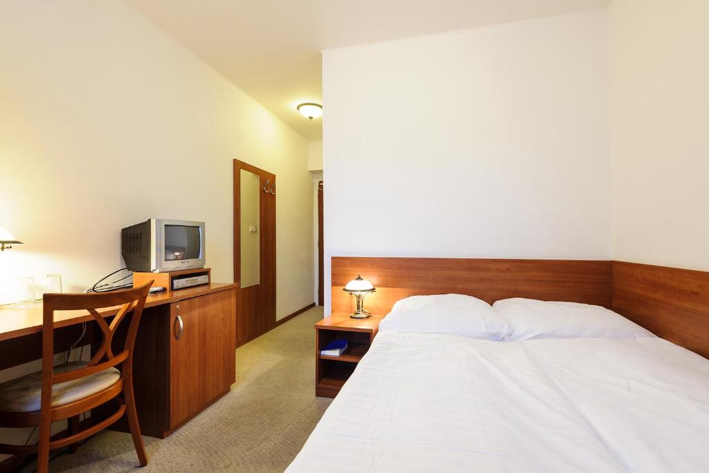 
Economy Double Room

