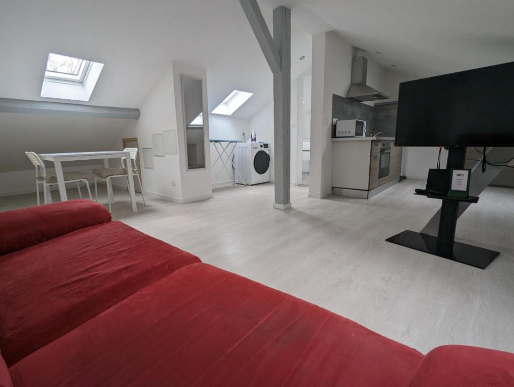 Le Thannois - appartement 2 chambres, salon, cuisine équipée, parking et wifi gratuit – photo 21