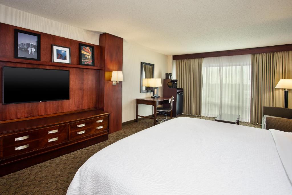 Holiday Inn University Plaza-Bowling Green, an IHG Hotel - Chambre Roi Standard Avec Canapé-lit