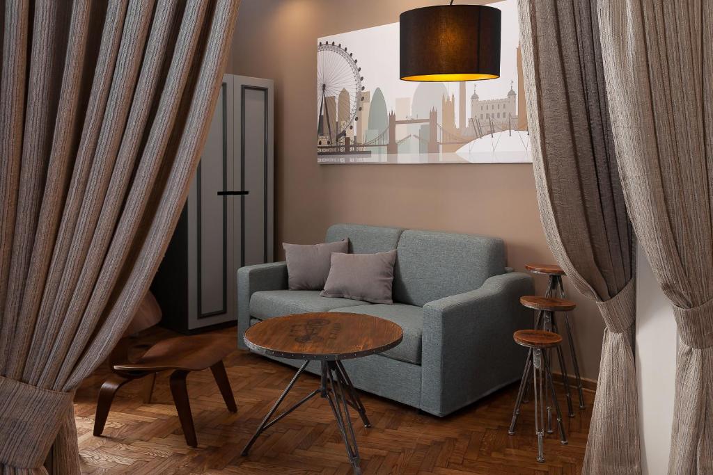 Posezení v ubytování Hotel London B&B