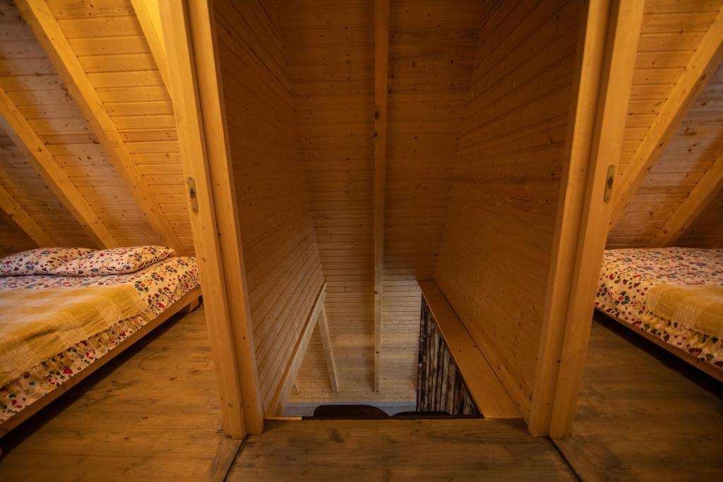 Postel nebo postele na pokoji v ubytování Catunul din Podei A-Frame