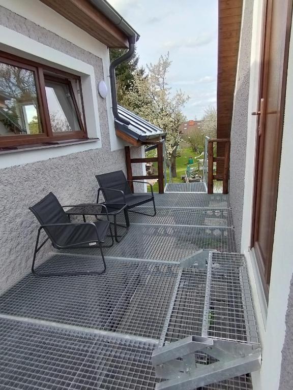 Balkón nebo terasa v ubytování Apartmány Svatá