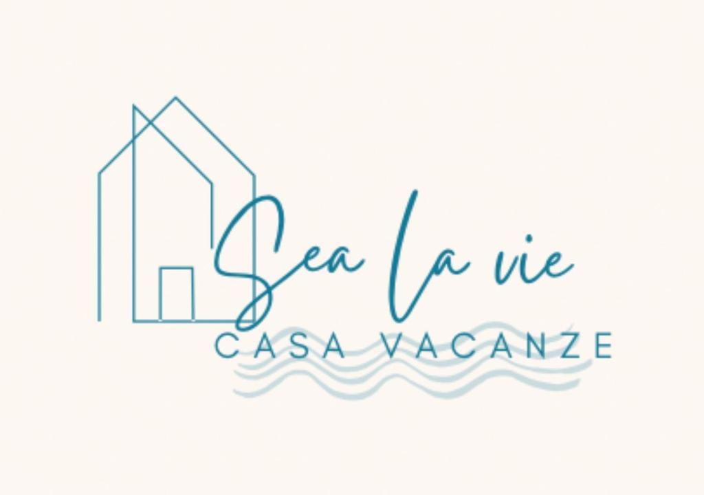 un dessin d'une maison avec les mots Sea we casa vacanza dans l'établissement Sea la vie casa vacanza, à Tarente