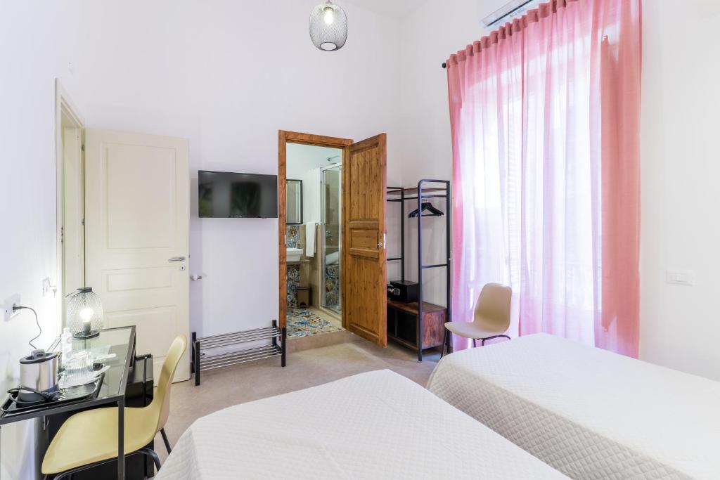 Mama Tita Rooms and Breakfast - 2