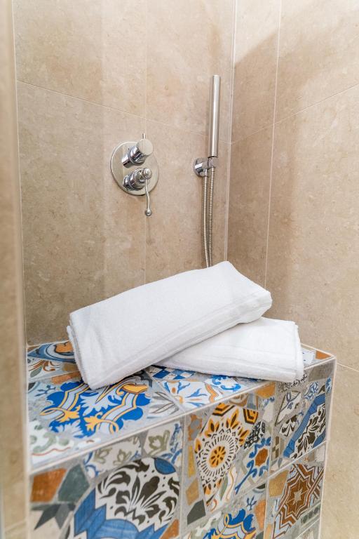 Mama Tita Rooms and Breakfast - 7