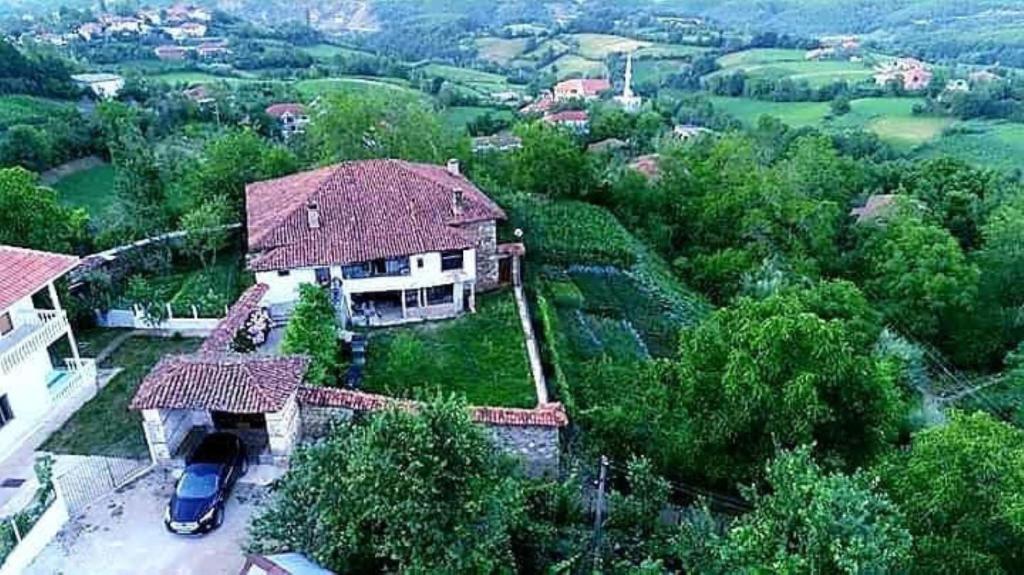 Guest House Hyseni - Image 1