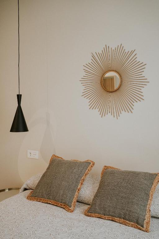 Posteľ alebo postele v izbe v ubytovaní Apartamentos Levante - Mares