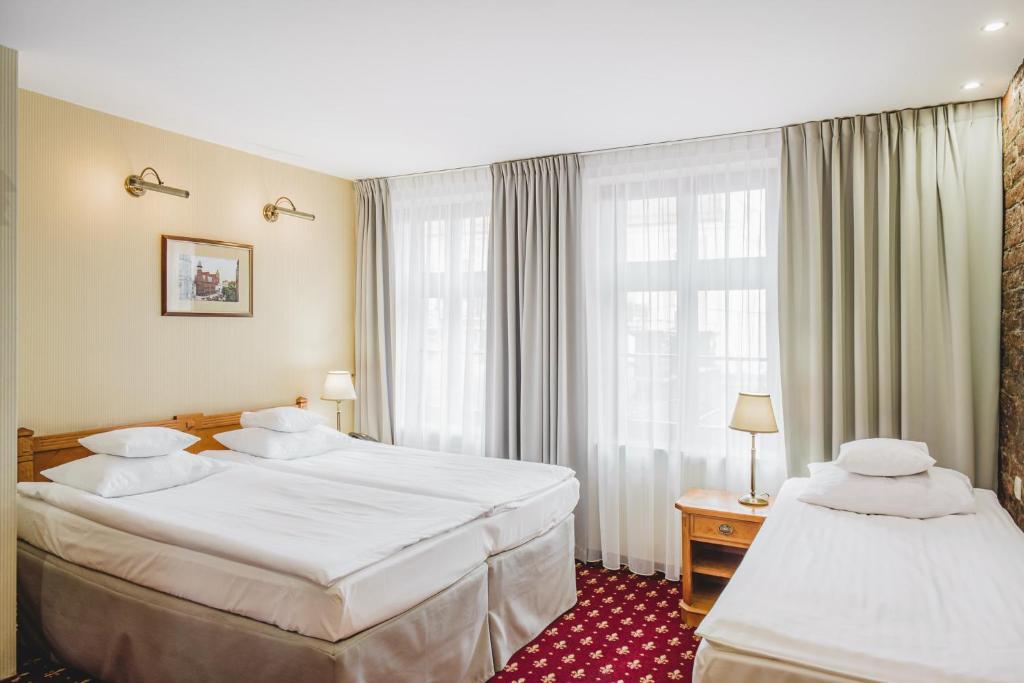 Hotel Solaris - Triple Room