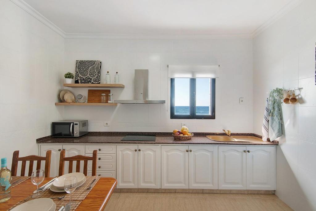 Kuchyň nebo kuchyňský kout v ubytování El Altillo House