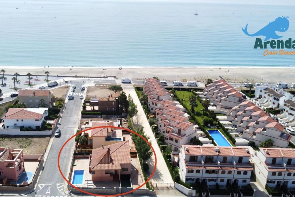 Arenda Clara villa con piscina privada al lado de la playa ...