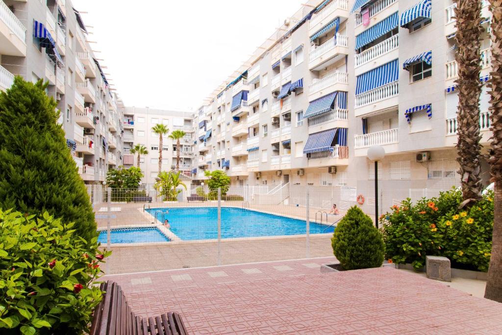 Fotografie z fotogalerie ubytování Casa del sol Wi-fi pool air condition 700m beach v destinaci Torrevieja