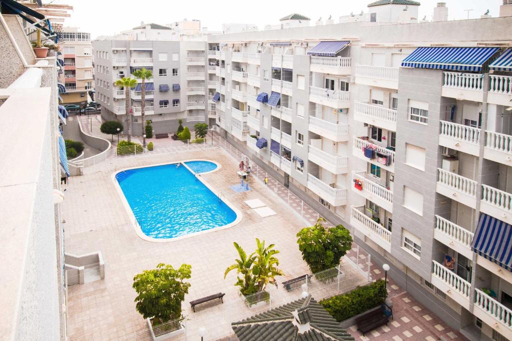 Fotografie z fotogalerie ubytování Casa del sol Wi-fi pool air condition 700m beach v destinaci Torrevieja