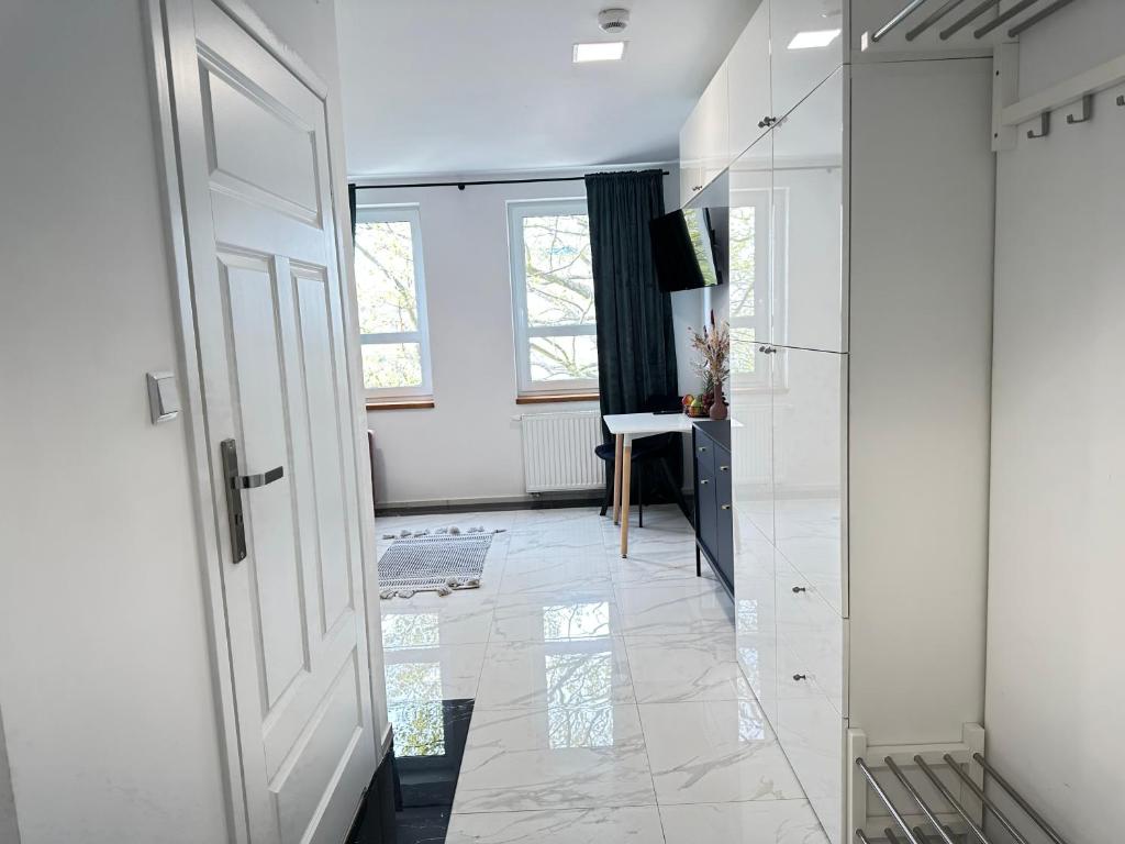 MOVEEN! Apartamenty Wrocław Nowoczesne studia z parkingiem! 10 min od centrum - 19