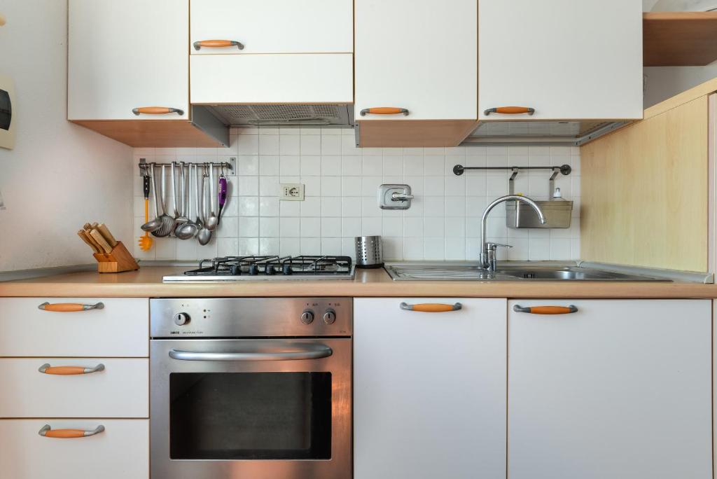 Kuchyň nebo kuchyňský kout v ubytování Casa Ebaté