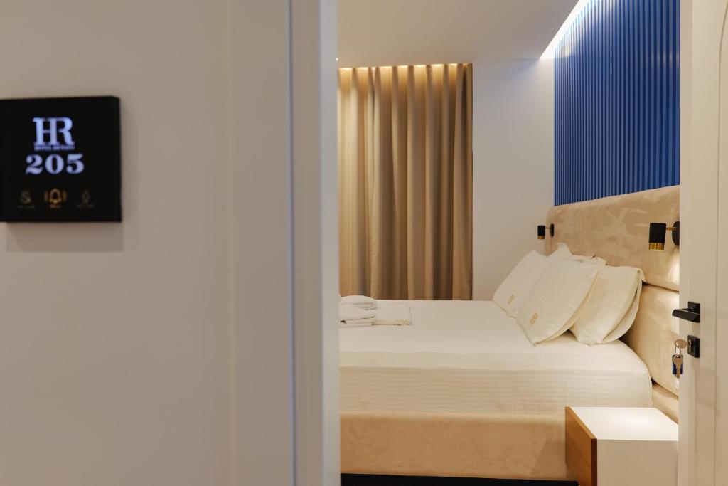 HOTEL RENATO - Double Room With Garden View
