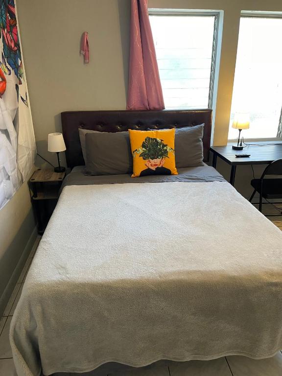 Best Value inside City Miami, Near Airport, Beach, Center & Metro photo