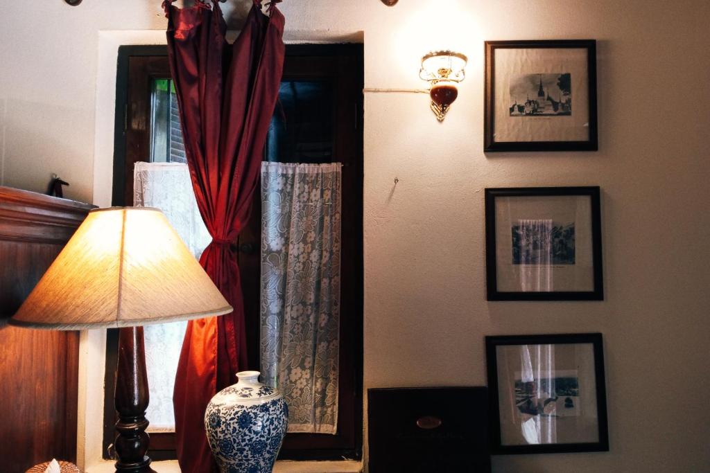 Tri Yaan Na Ros Colonial House - Resim 15