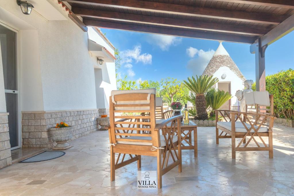 Patio nebo venkovní prostory v ubytování Villa Nonna Nina con Piscina