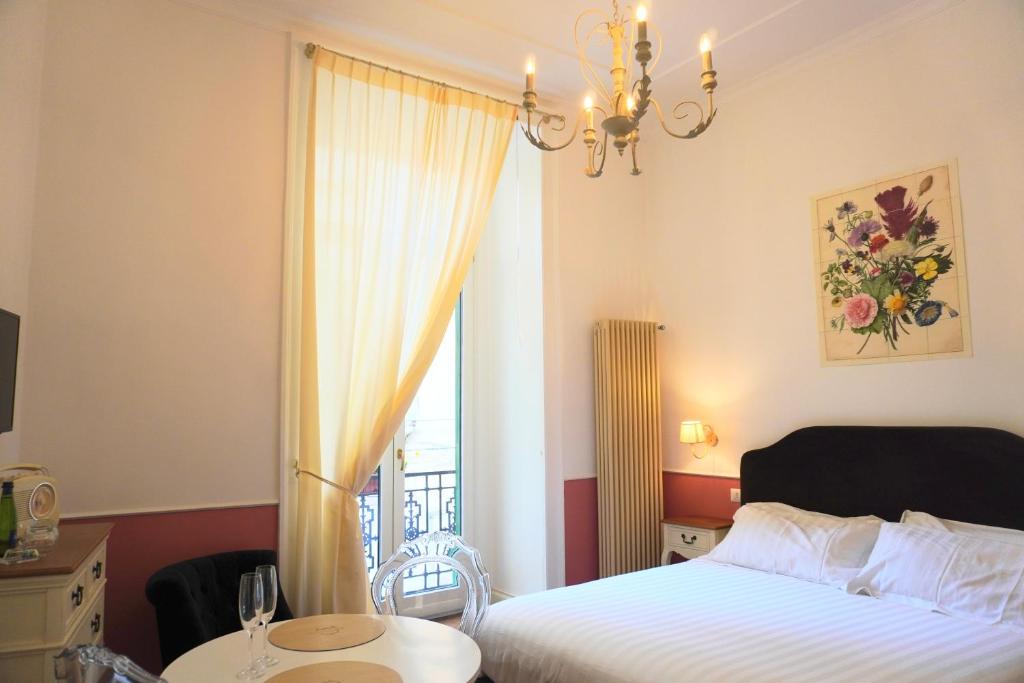 Macchiato Suites Boutique Guest House - 10