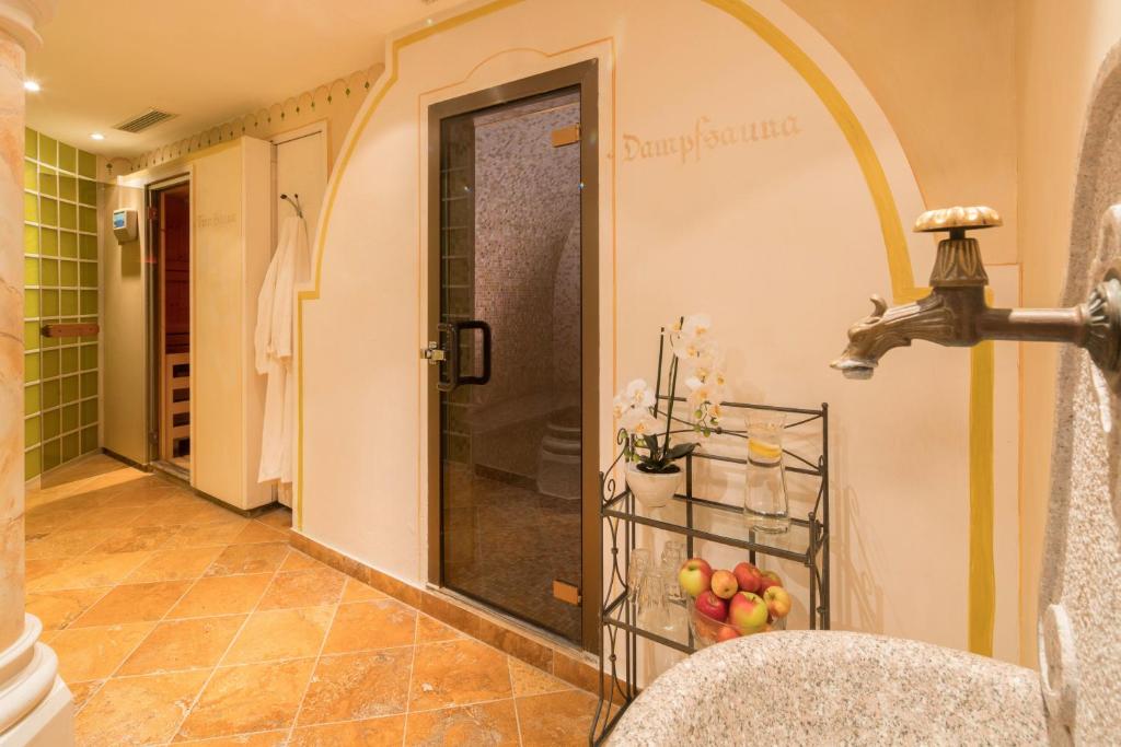 Koupelna v ubytování Piccolo Hotel Gurschler