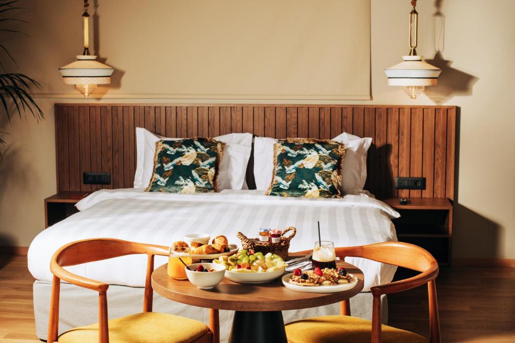 Cama Luxury Suites Glyfada - Resim 36