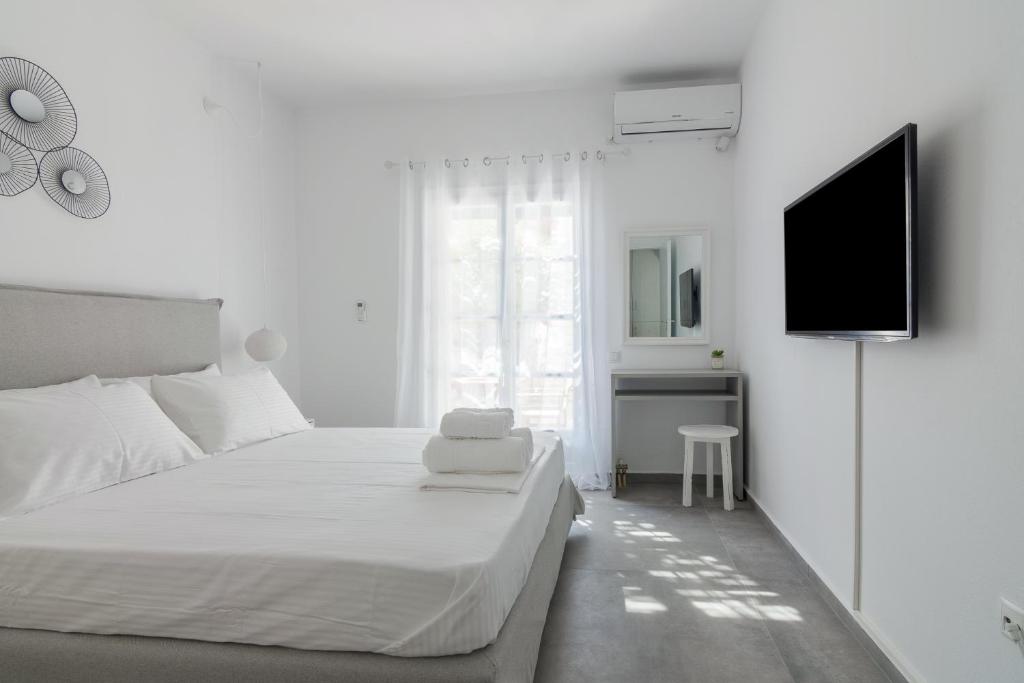 TV a/nebo společenská místnost v ubytování Marvelous One Bedroom House In Paros