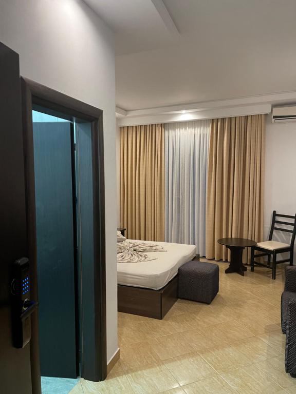 Postel nebo postele na pokoji v ubytování Hotel Zverneci