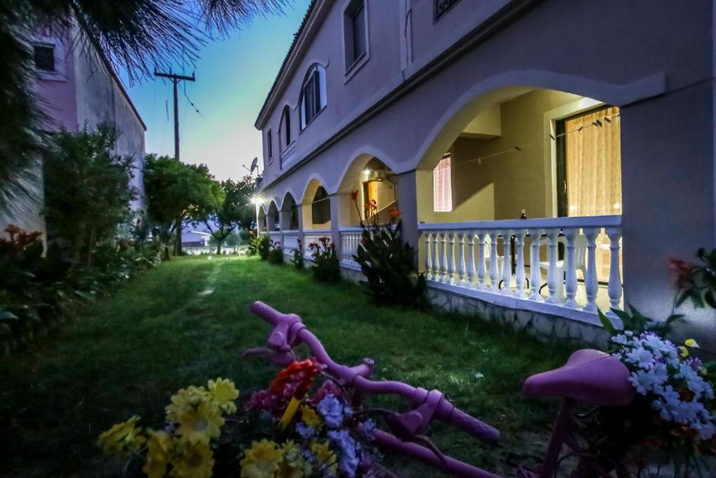 Zahrada ubytování Nadia Apartments A