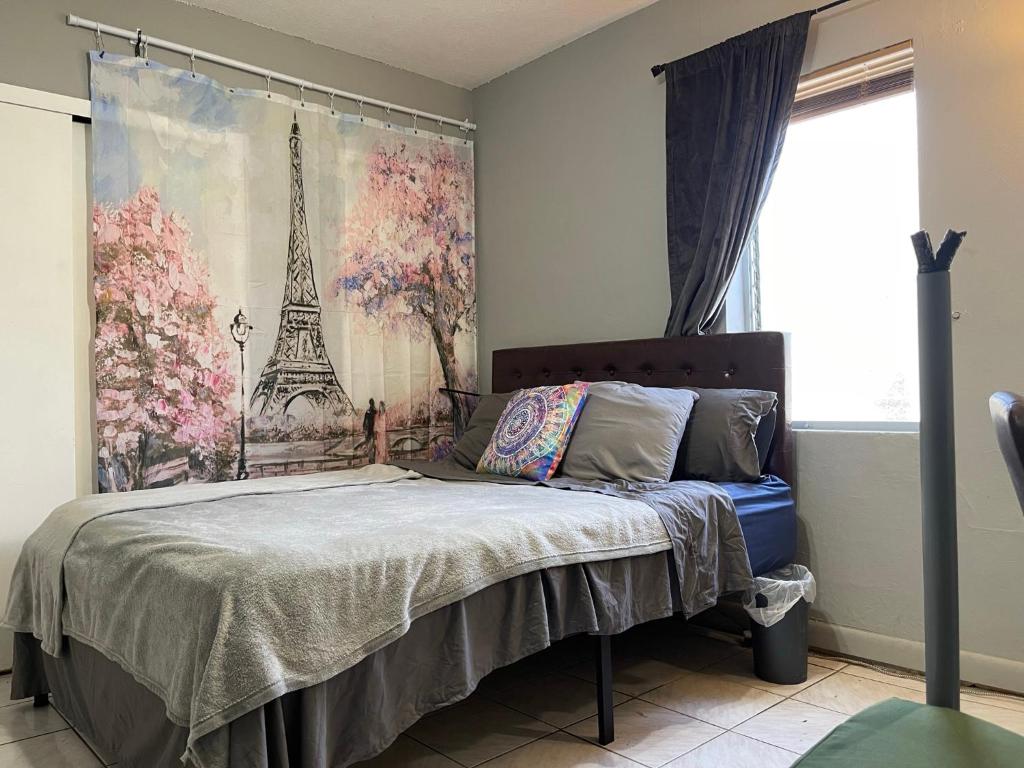 Best Value inside City Miami, Near Airport, Beach, Center & Metro photo