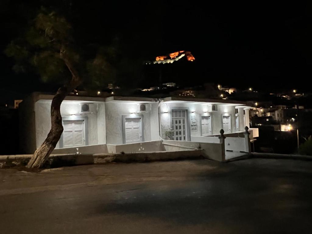 Budova, kde se aparthotel nachází