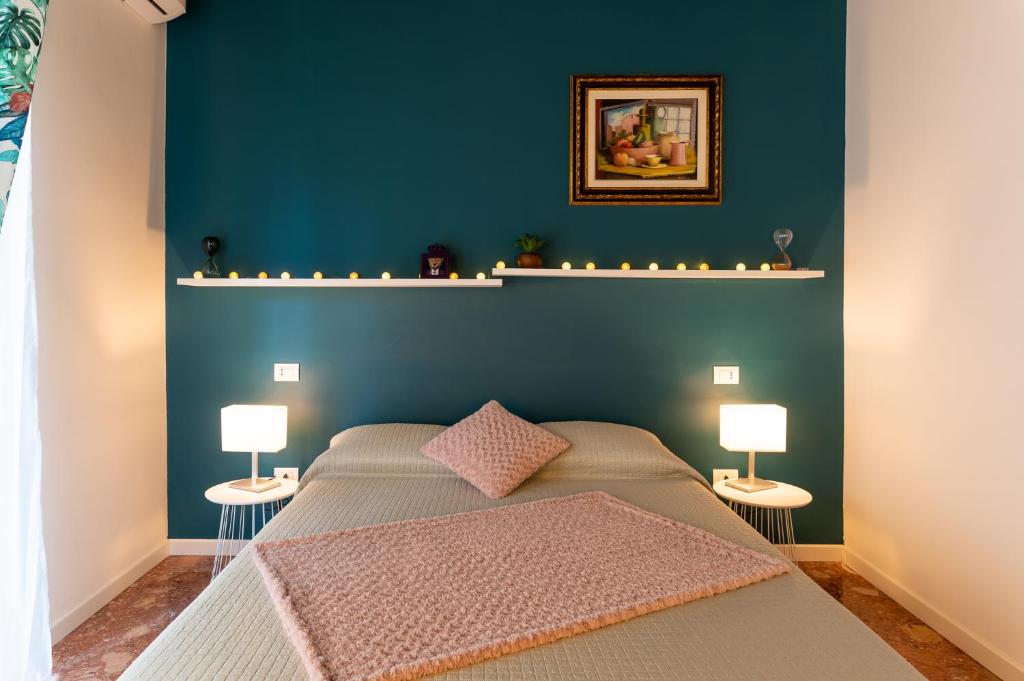 Postel nebo postele na pokoji v ubytování Libertà #102 - Guest House Palermo