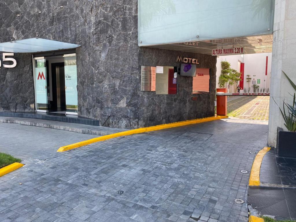 رزرو هتل و هاستل، HOTEL M ELITE RED, 09197245266