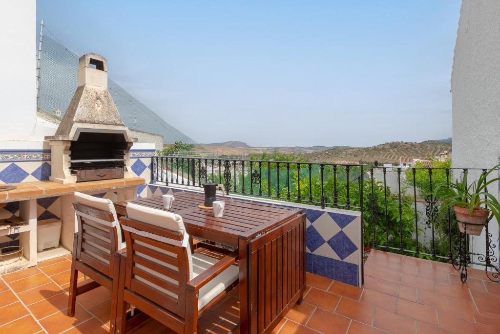 Ardales House - Housity