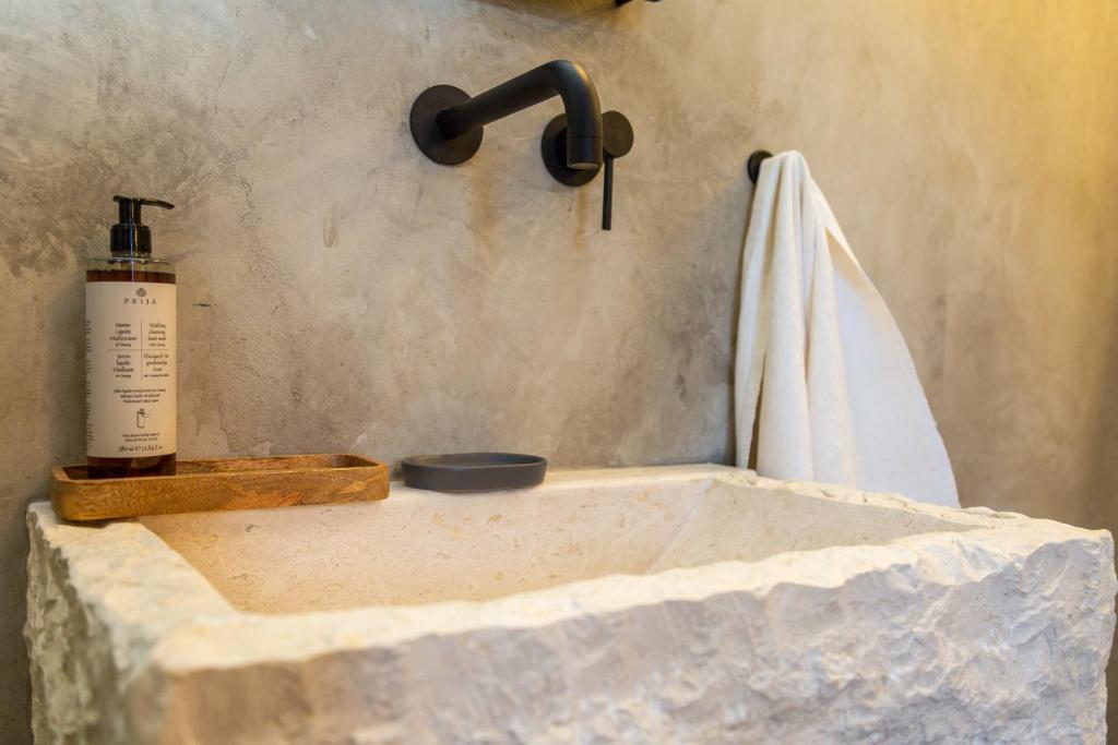 Koupelna v ubytování Via Roma Charming Rooms