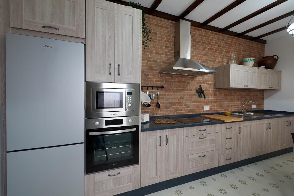 Casa Rural El viejo Olivo, Valencia del Ventoso – Nove cijene ...