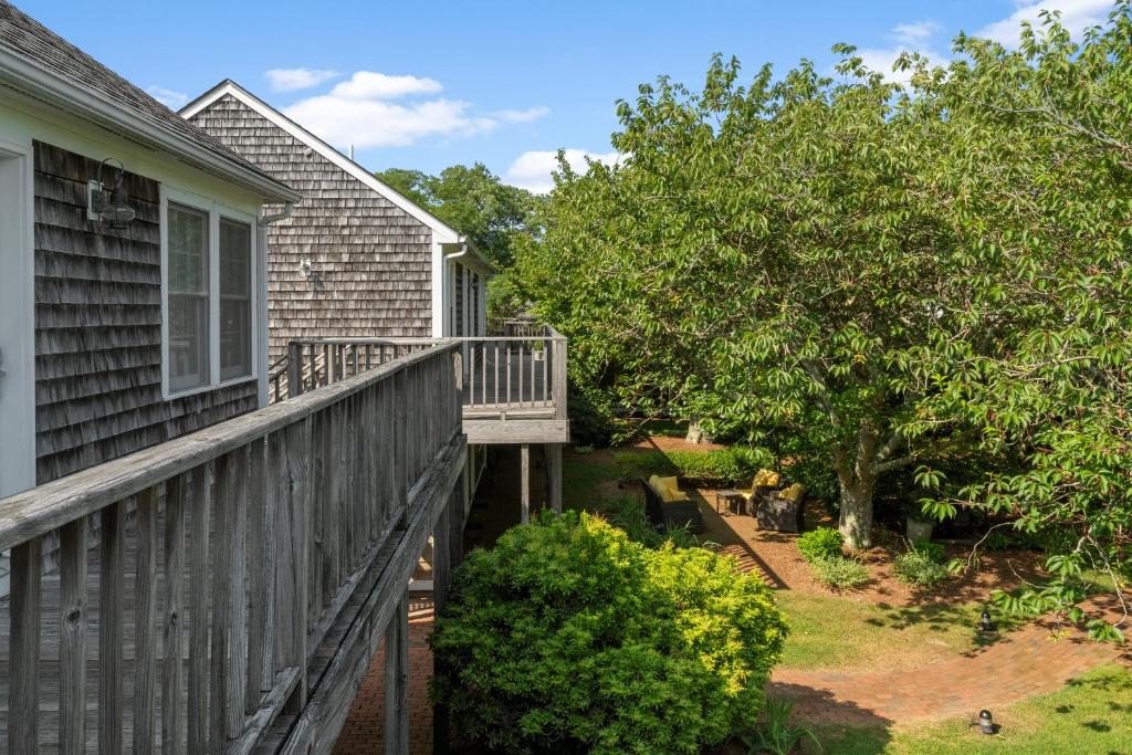 Nantucket Inn photo
