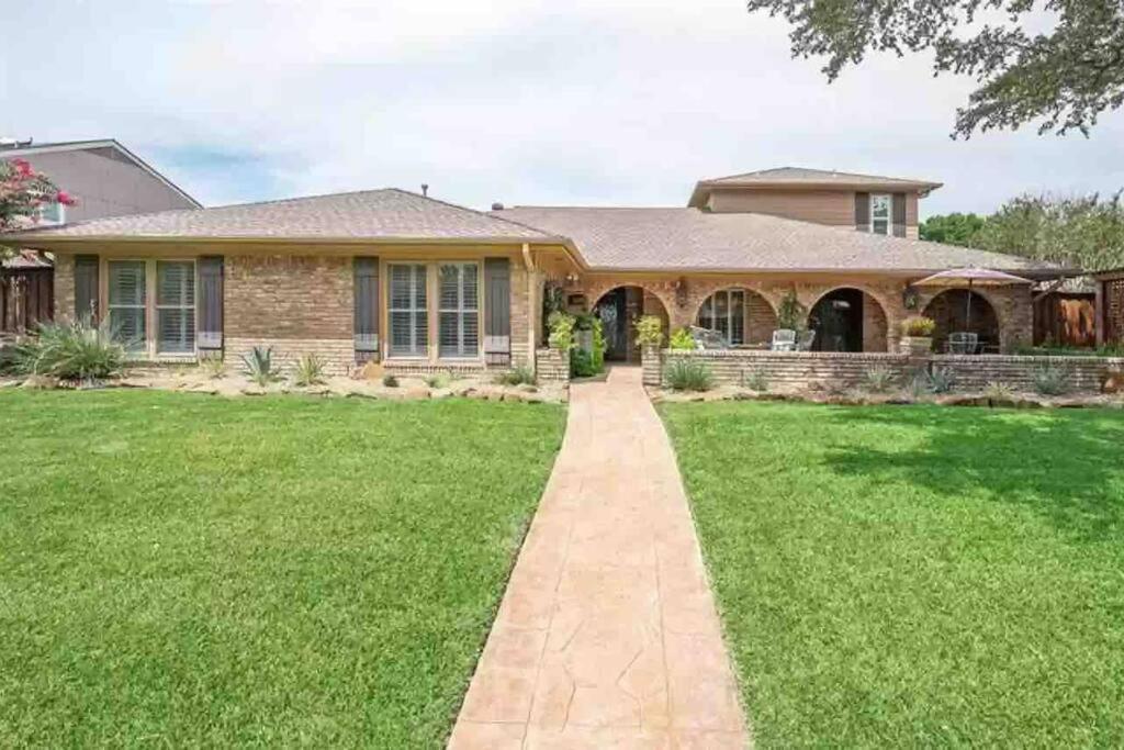 Cheerful 5 Bedroom Home with Heated Pool, Carrollton Updated 2024 Prices