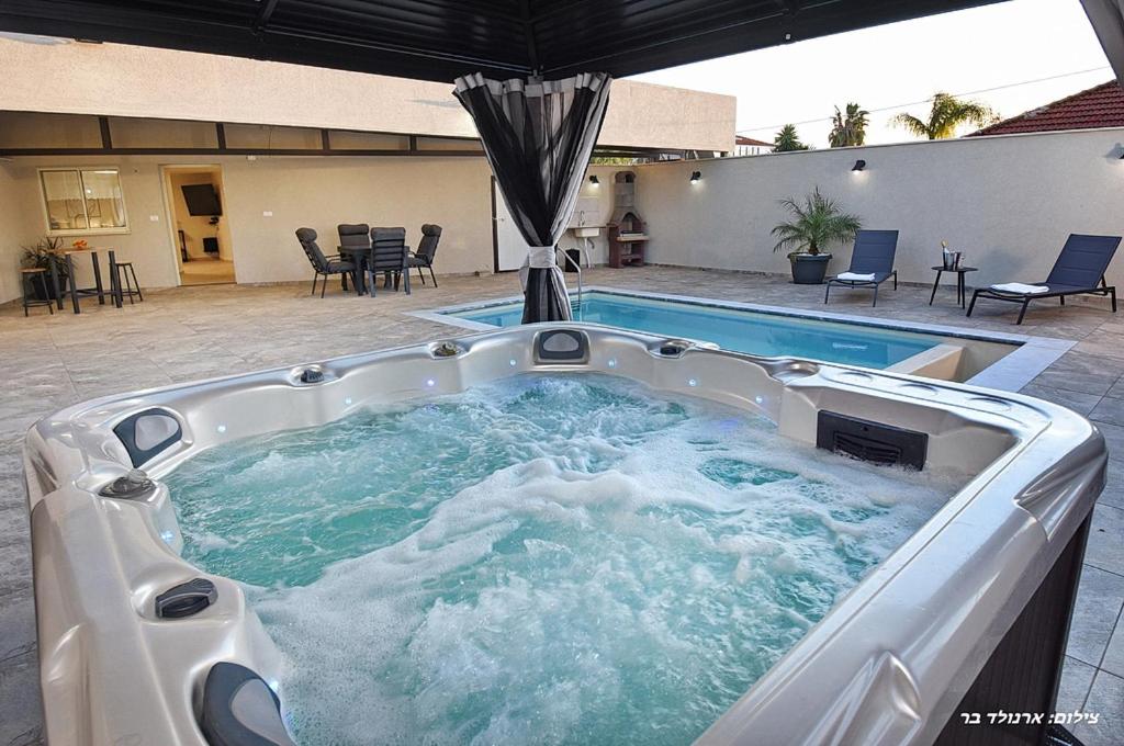 סוויטת שרדונה - Suite Avec Piscine Privée
