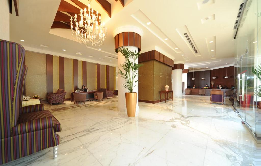 City Seasons Al Hamra Hotel - Resim 7