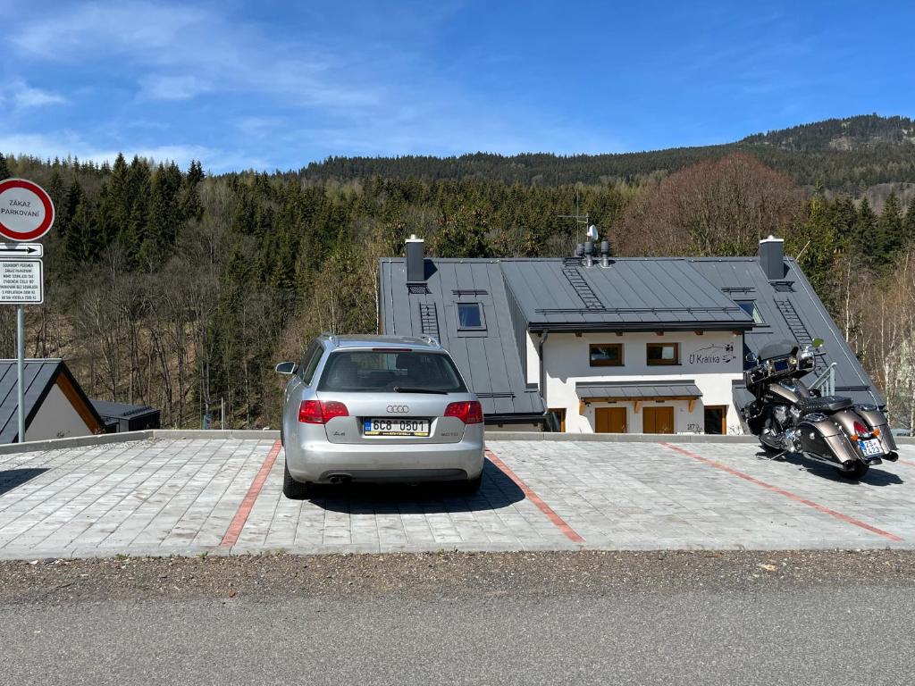 Nespecifikovaný výhled na hory nebo výhled na hory při pohledu z apartmánu