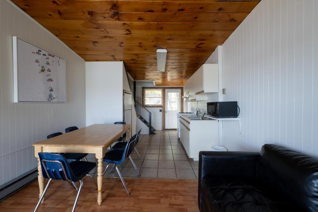 Depe Dene Lakeside Resort - Townhouse De Lakeview Com Deck Privado