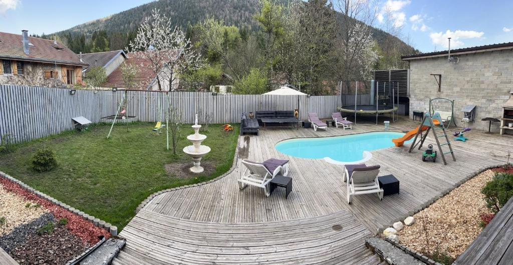 Zdjęcie z galerii obiektu Appartement du mont d or 3 chambres w mieście Jougne