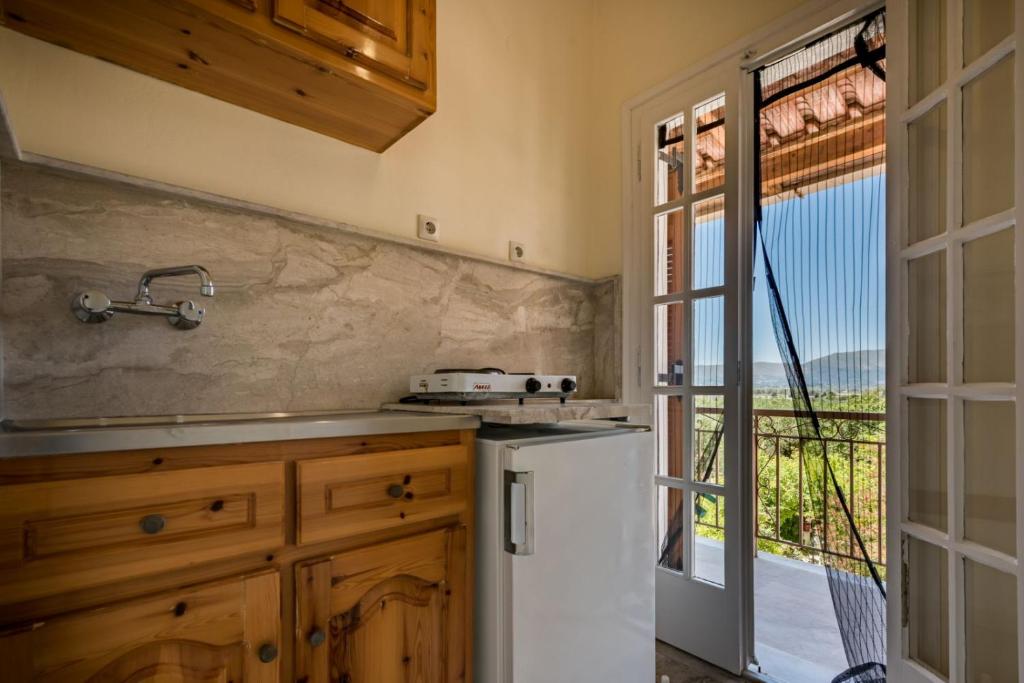 Peisaj natural din apropierea acestui apartament