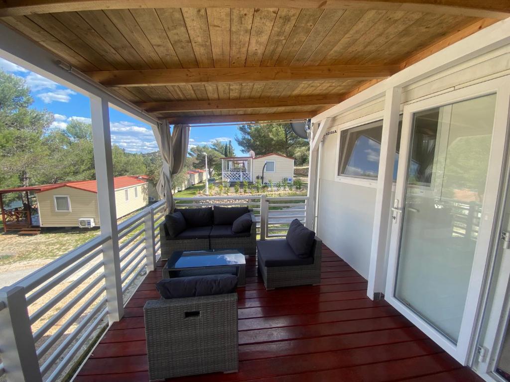Fotografie z fotogalerie ubytování Petra Mobile Home v destinaci Tisno