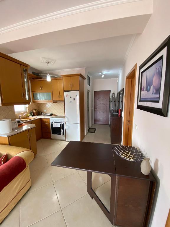 Christos Apartment 17 - Image 4