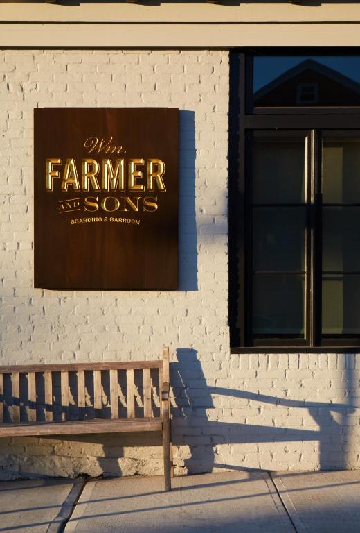 Certifikát, hodnocení, plakát nebo jiný dokument vystavený v ubytování Wm. Farmer and Sons