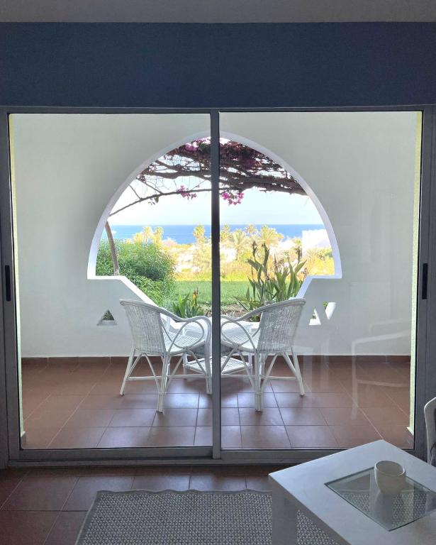 Patio nebo venkovní prostory v ubytování Domina Coral Bay Private Studios