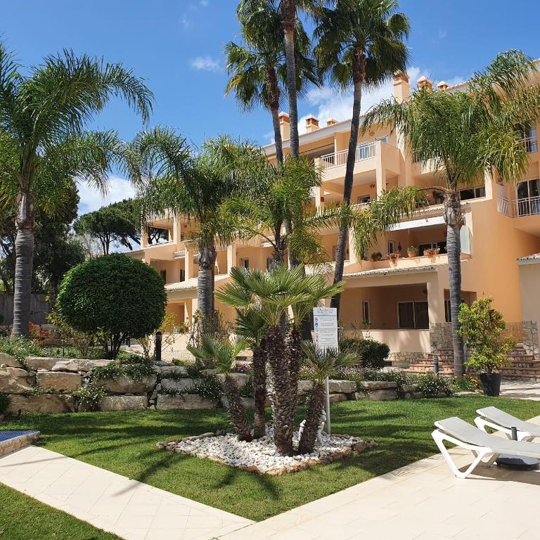 Vilas Alvas 2 Bedroom Apartment, Vale do Lobo (updated prices 2024)