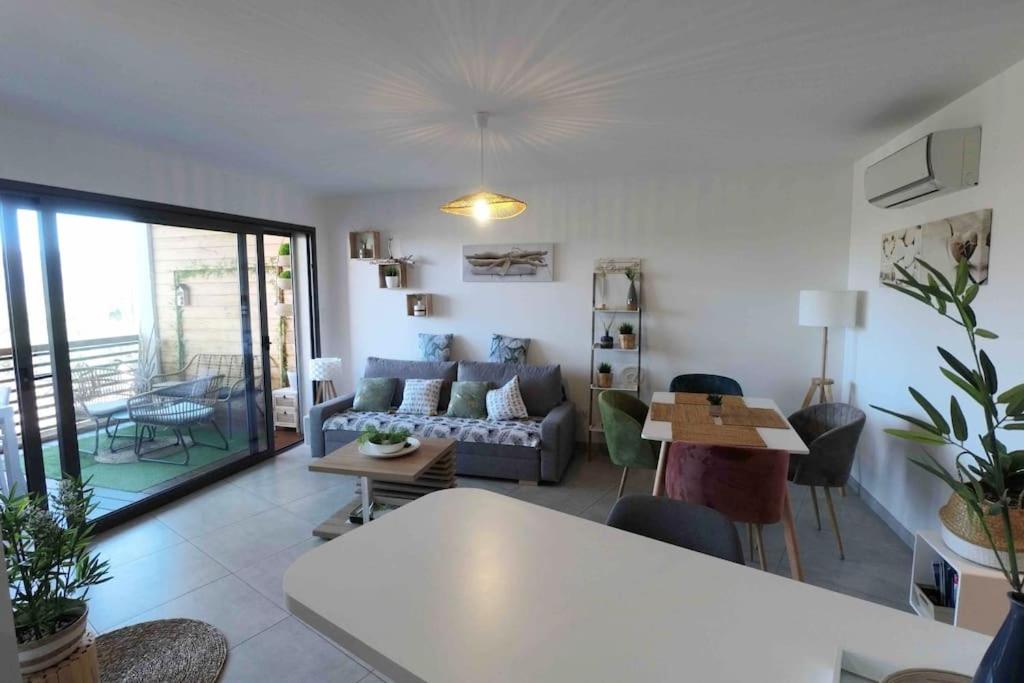 Zdjęcie z galerii obiektu LAGOON - Porto-Vecchio port - 4-6 pers - piscine - Cita di Sali w mieście Porto-Vecchio